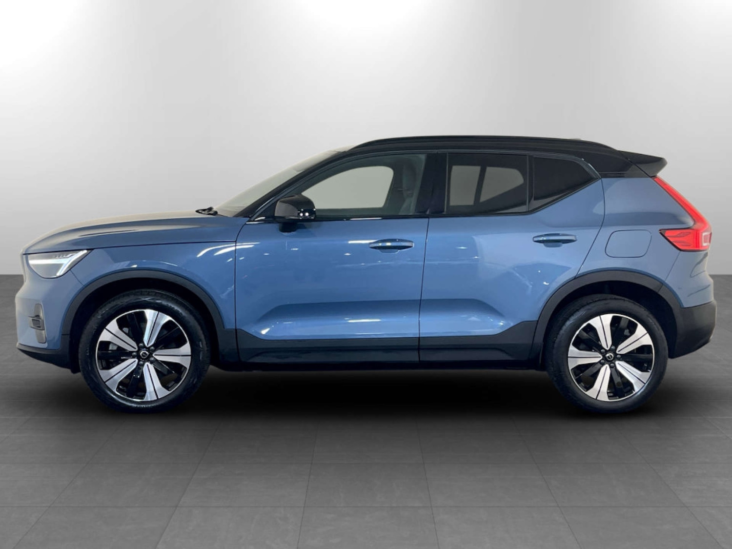 Used Volvo XC40 2022 for sale - 77452465: Photo 6