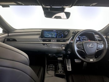 Used Lexus ES 2021 for sale - 76017150: Photo