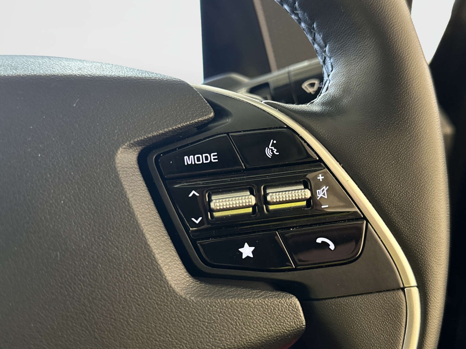 Used Kia EV6 2024 for sale - 77933989: Photo 19