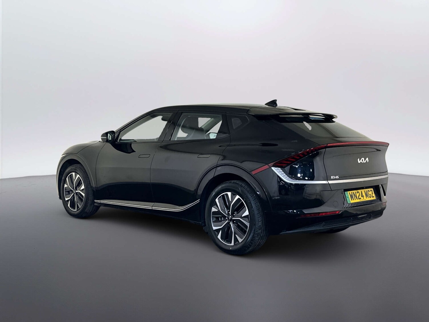 Used Kia EV6 2024 for sale - 77933989: Photo 8