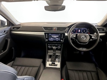Used Skoda Superb 2023 for sale - 76202184: Photo 3