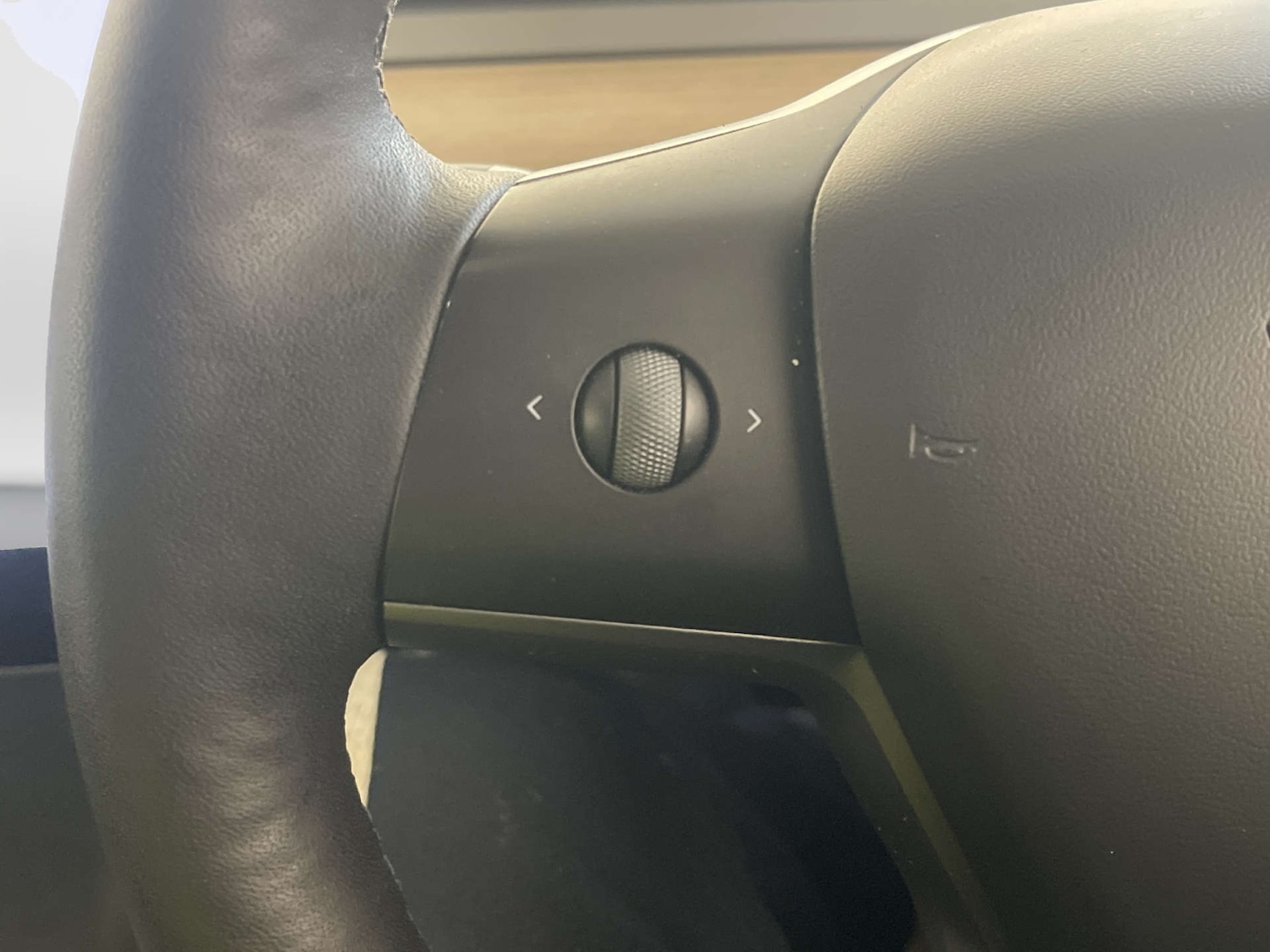 Used Tesla Model 3 2023 for sale - 77850662: Photo 18