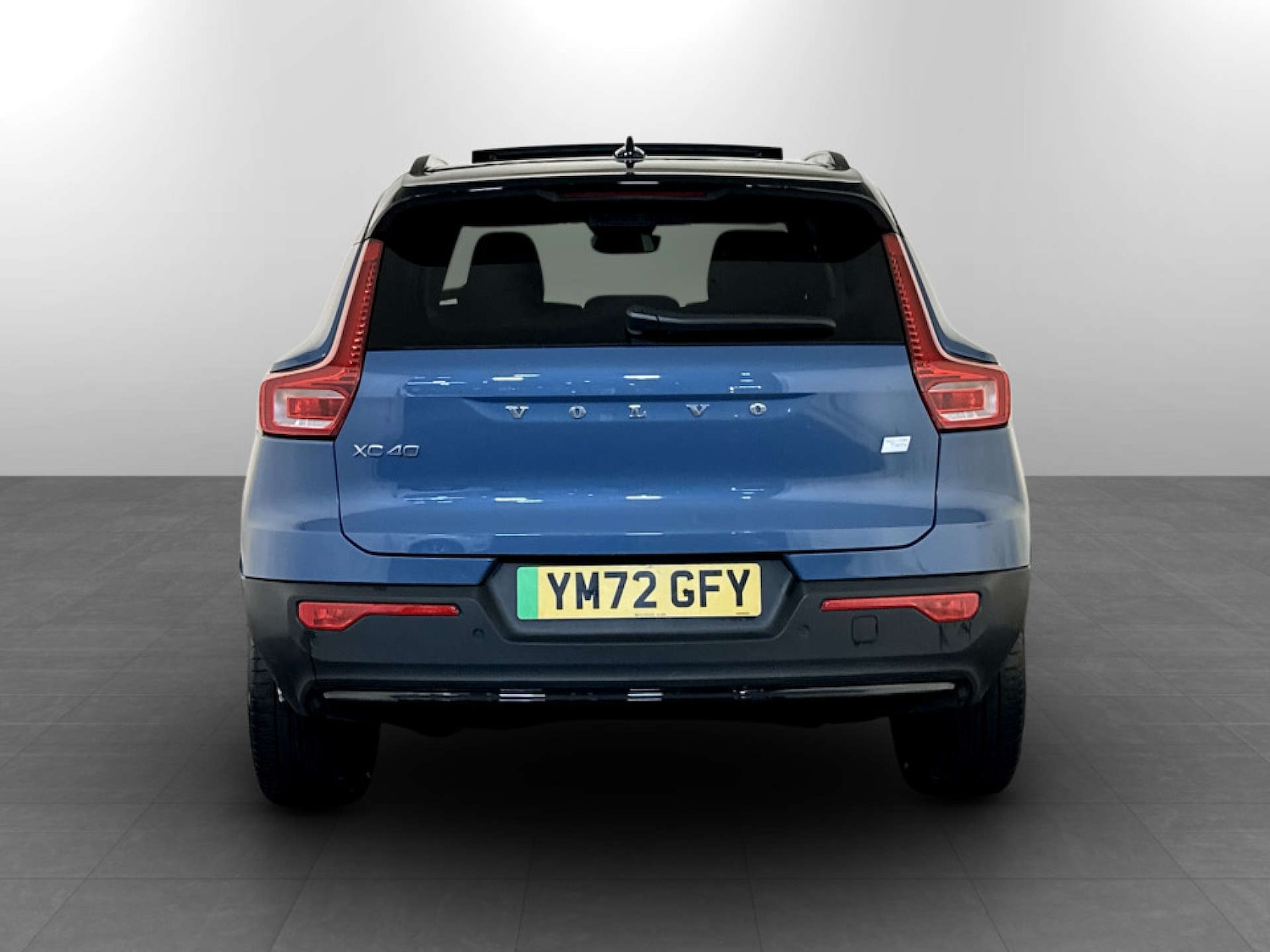 Used Volvo XC40 2023 for sale - 77667824: Photo 9
