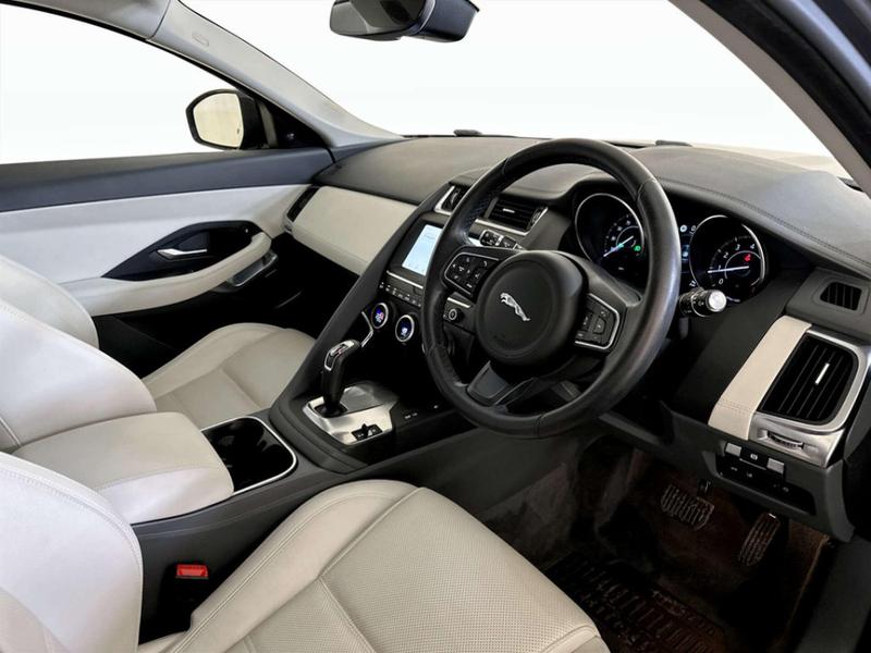 Used Jaguar E-Pace 2019 for sale - 76895602: Photo 15