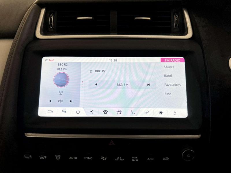 Used Jaguar E-Pace 2019 for sale - 76895602: Photo 22