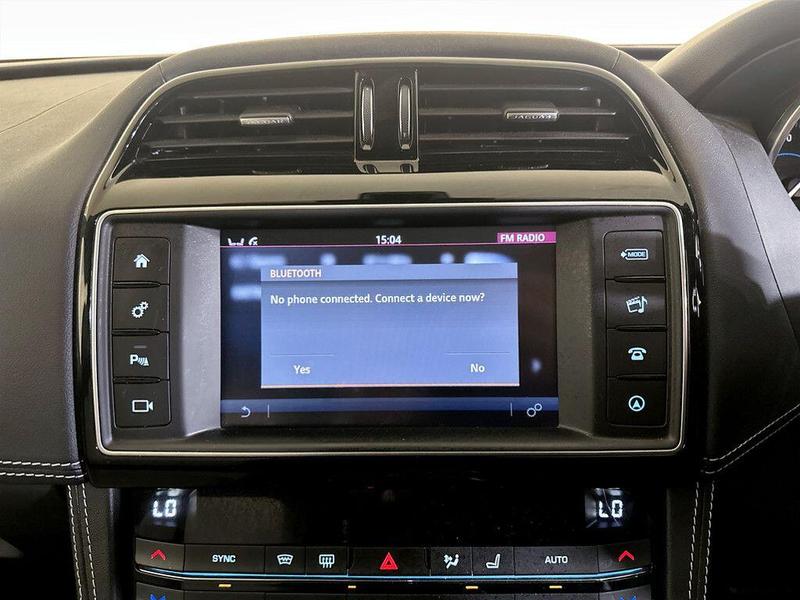 Used Jaguar F-Pace 2017 for sale - 76716372: Photo 22