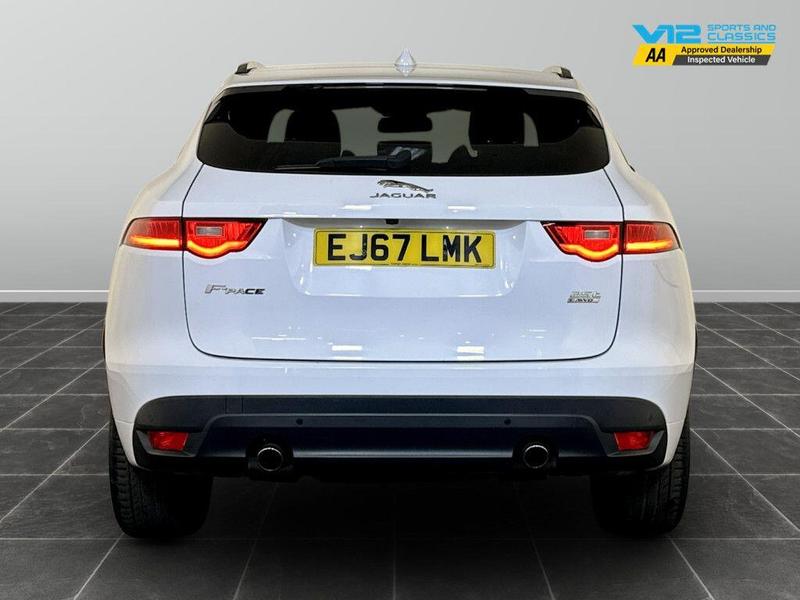 Used Jaguar F-Pace 2017 for sale - 76716372: Photo 9