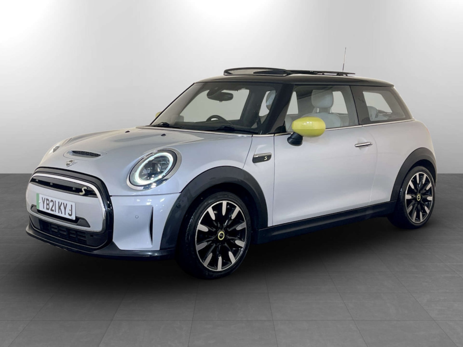 Used MINI Hatch 2021 for sale - 77470039: Photo 5