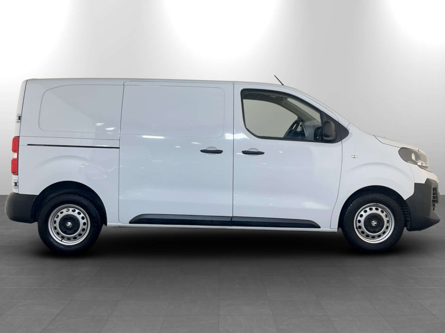 Used Vauxhall Vivaro 2024 for sale - 77494157: Photo 11