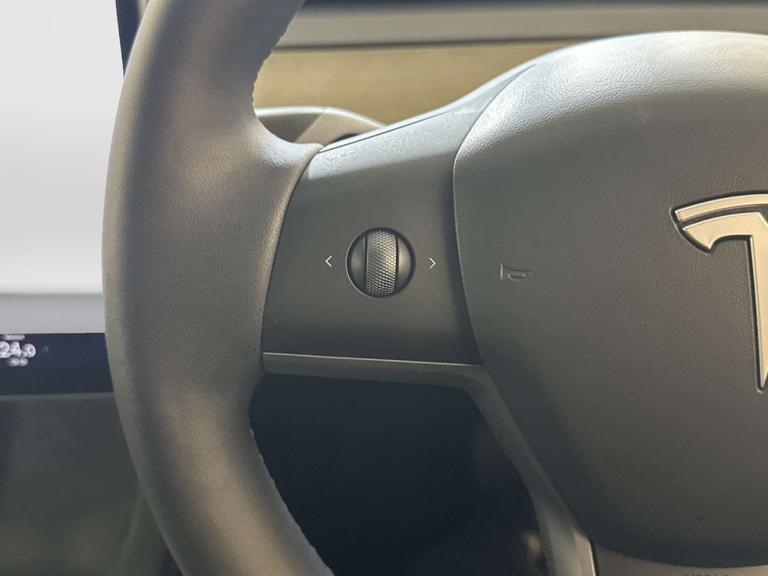 Used Tesla Model Y 2023 for sale - 78179598: Photo 17