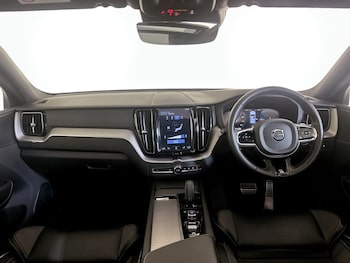 Used Volvo XC60 2020 for sale - 75557130: Photo