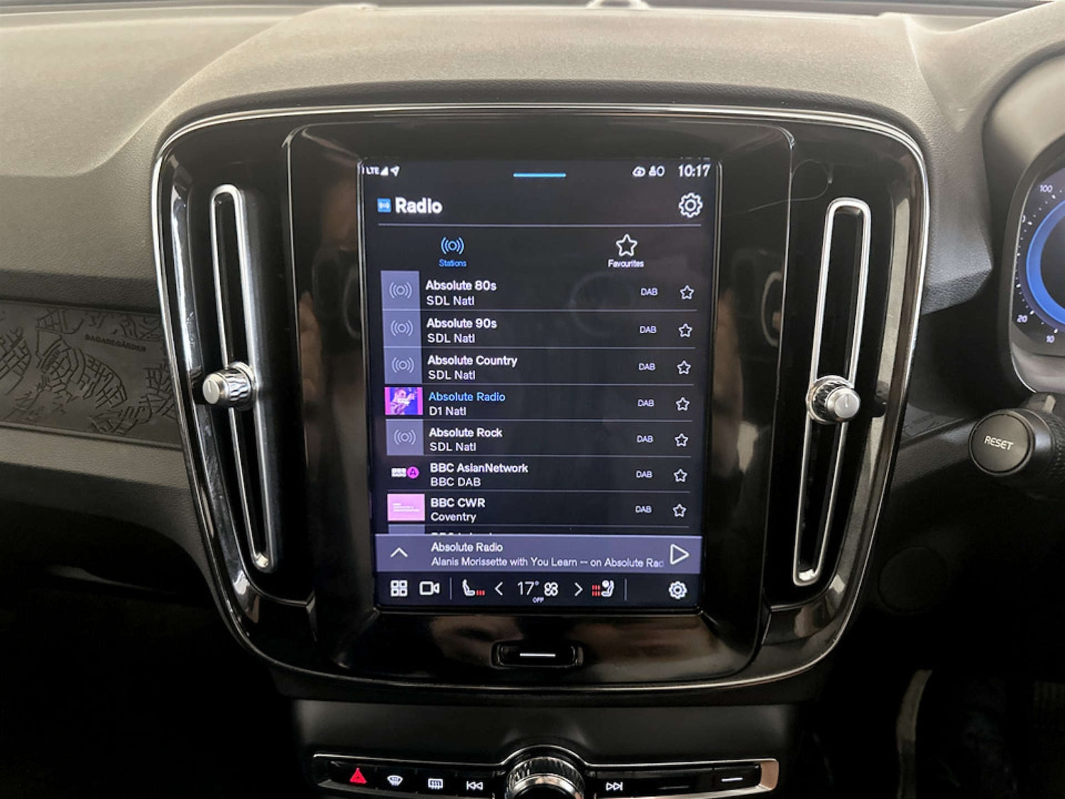 Used Volvo XC40 2023 for sale - 77185958: Photo 23