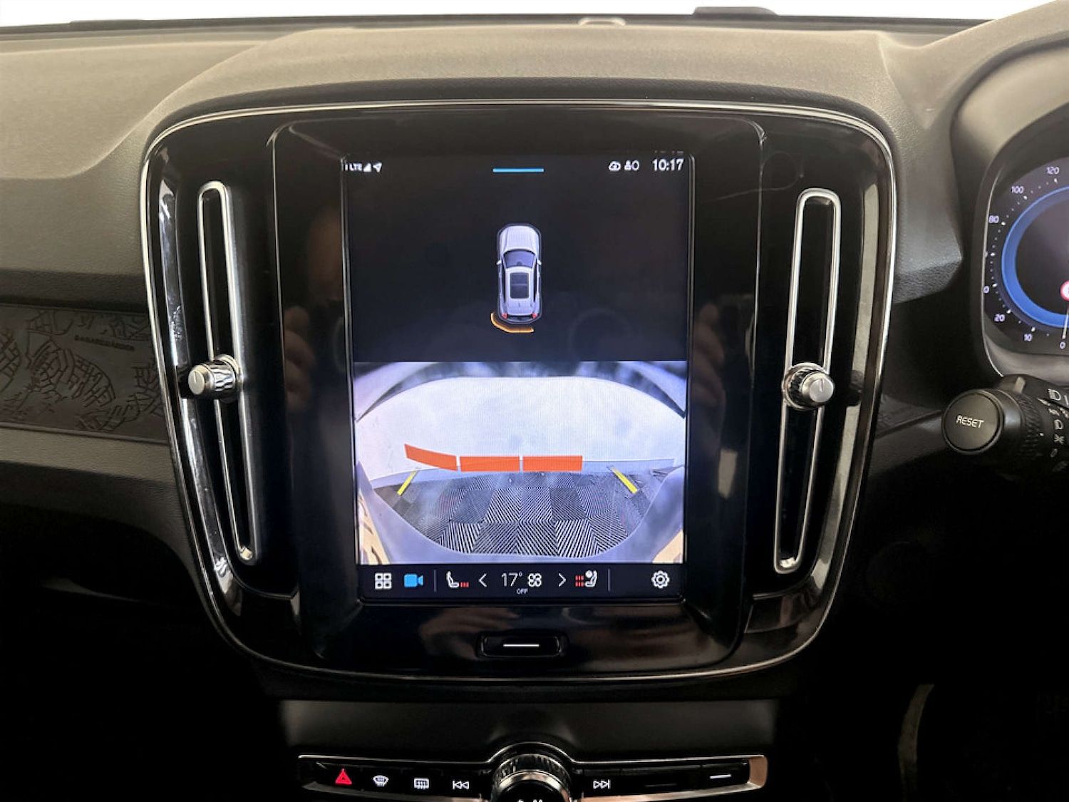 Used Volvo XC40 2023 for sale - 77185958: Photo 25