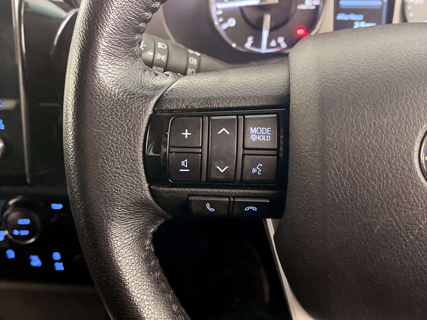 Used Toyota Hilux 2023 for sale - 77735003: Photo 18