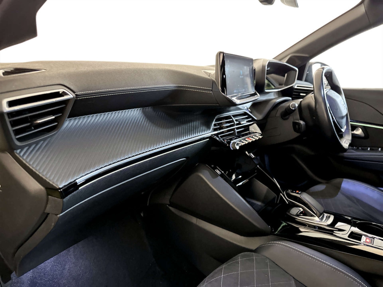 Used Peugeot 208 2021 for sale - 77434617: Photo 12