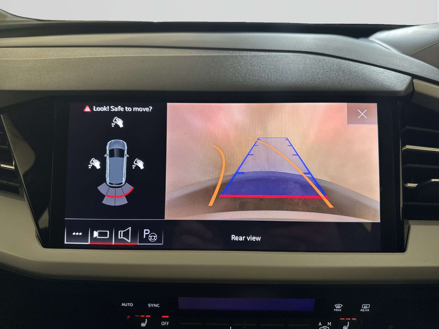 Used Audi Q4 e-tron 2022 for sale - 78154335: Photo 20