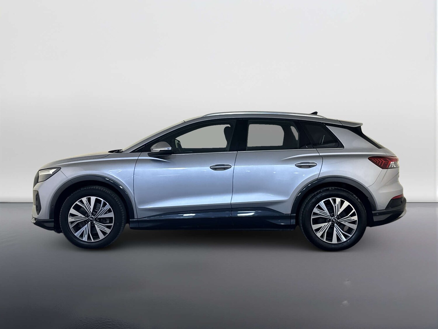 Used Audi Q4 e-tron 2022 for sale - 78154335: Photo 7