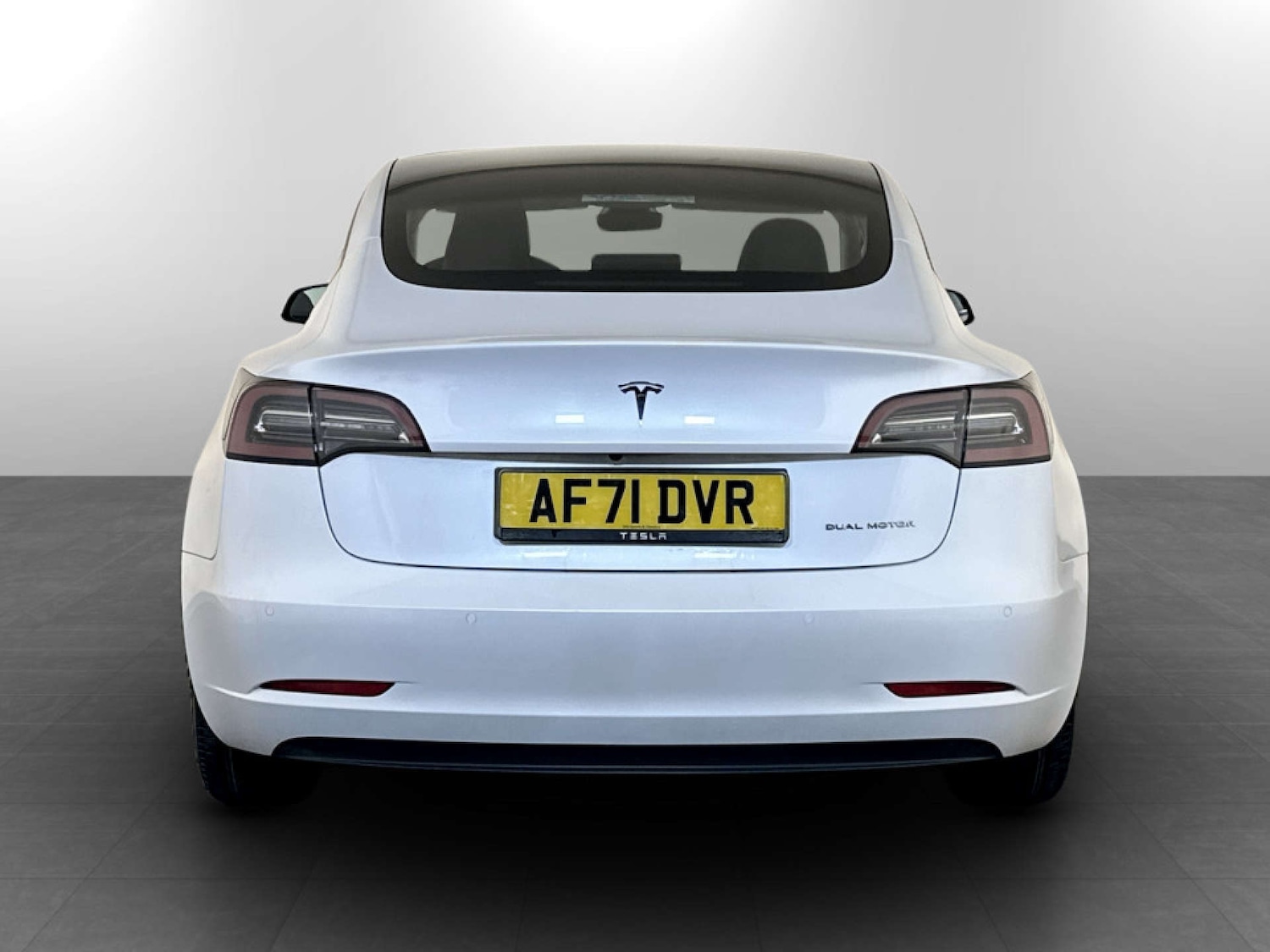 Used Tesla Model 3 2021 for sale - 77736136: Photo 9