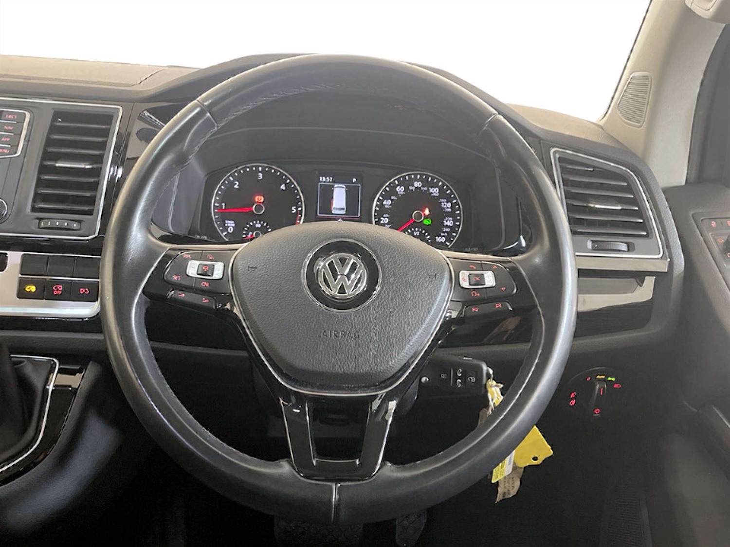 Used Volkswagen Caravelle 2019 for sale - 77434586: Photo 18
