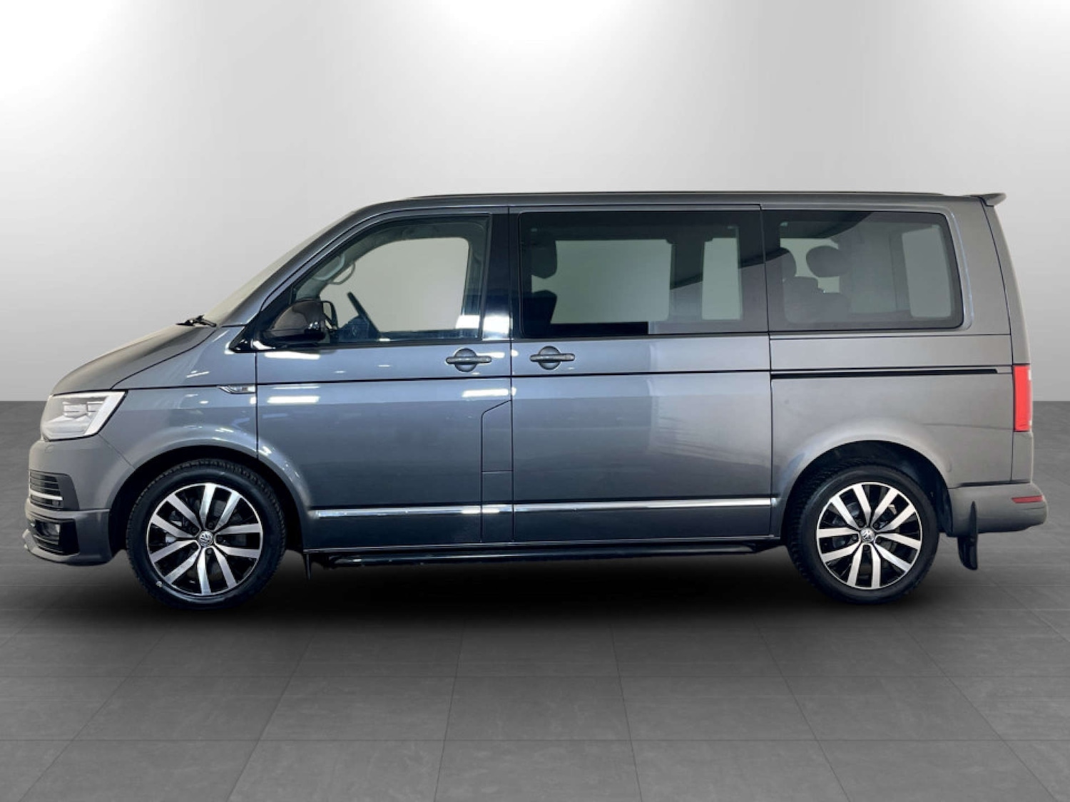 Used Volkswagen Caravelle 2019 for sale - 77434586: Photo 7