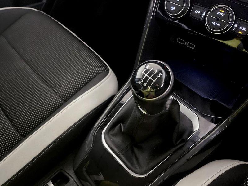 Used Volkswagen T-Roc 2018 for sale - 76266081: Photo 26
