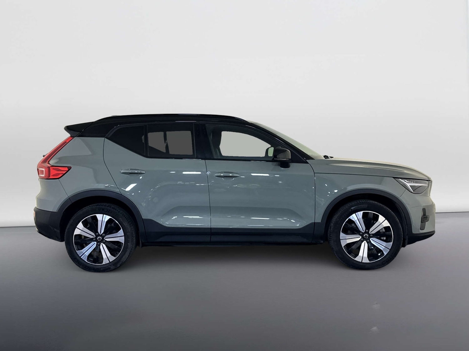 Used Volvo XC40 2022 for sale - 77920841: Photo 11