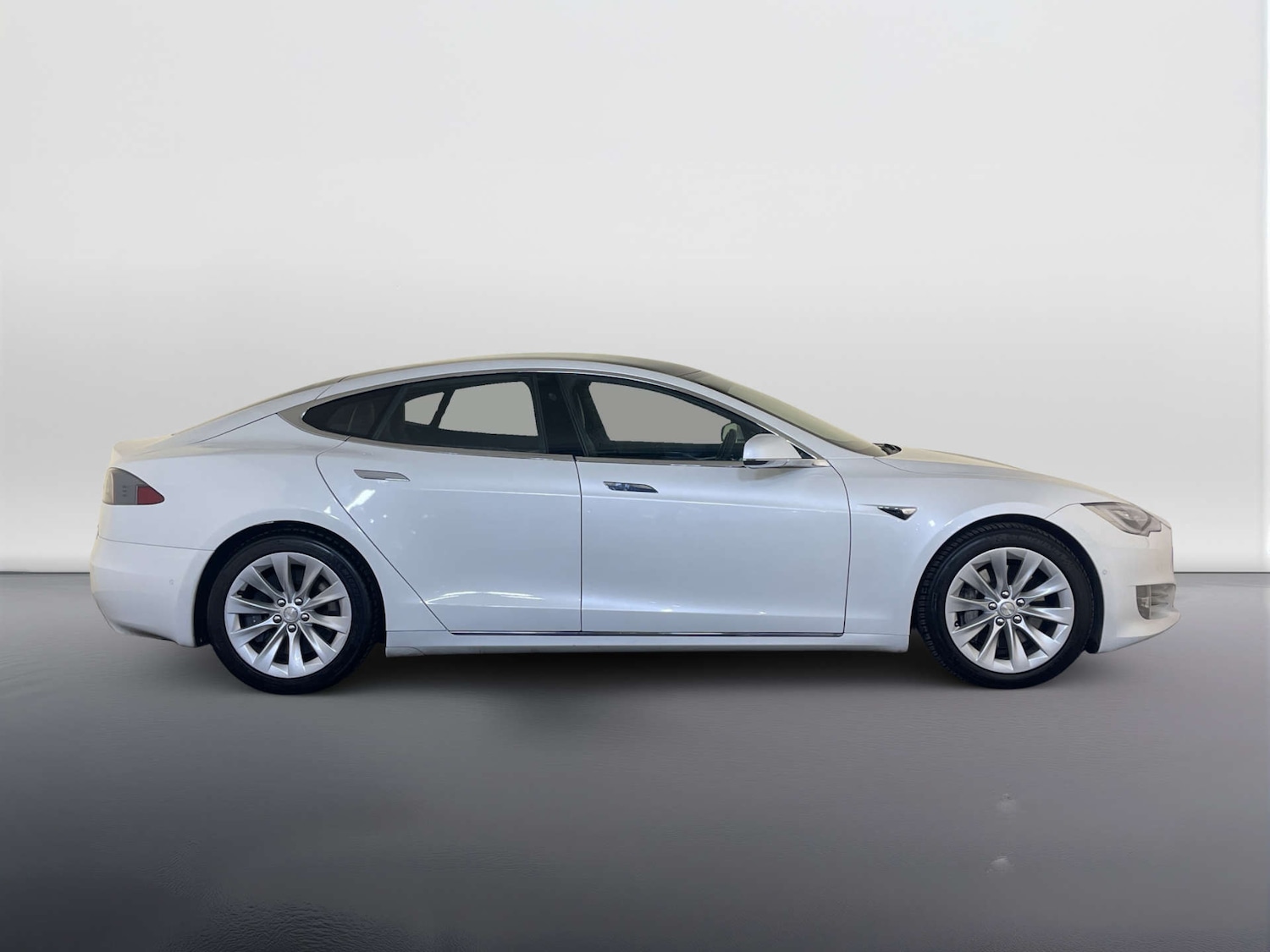 Used Tesla Model S 2017 for sale - 78091307: Photo 11