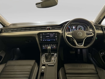 Used Volkswagen Passat 2021 for sale - 79044712: Photo