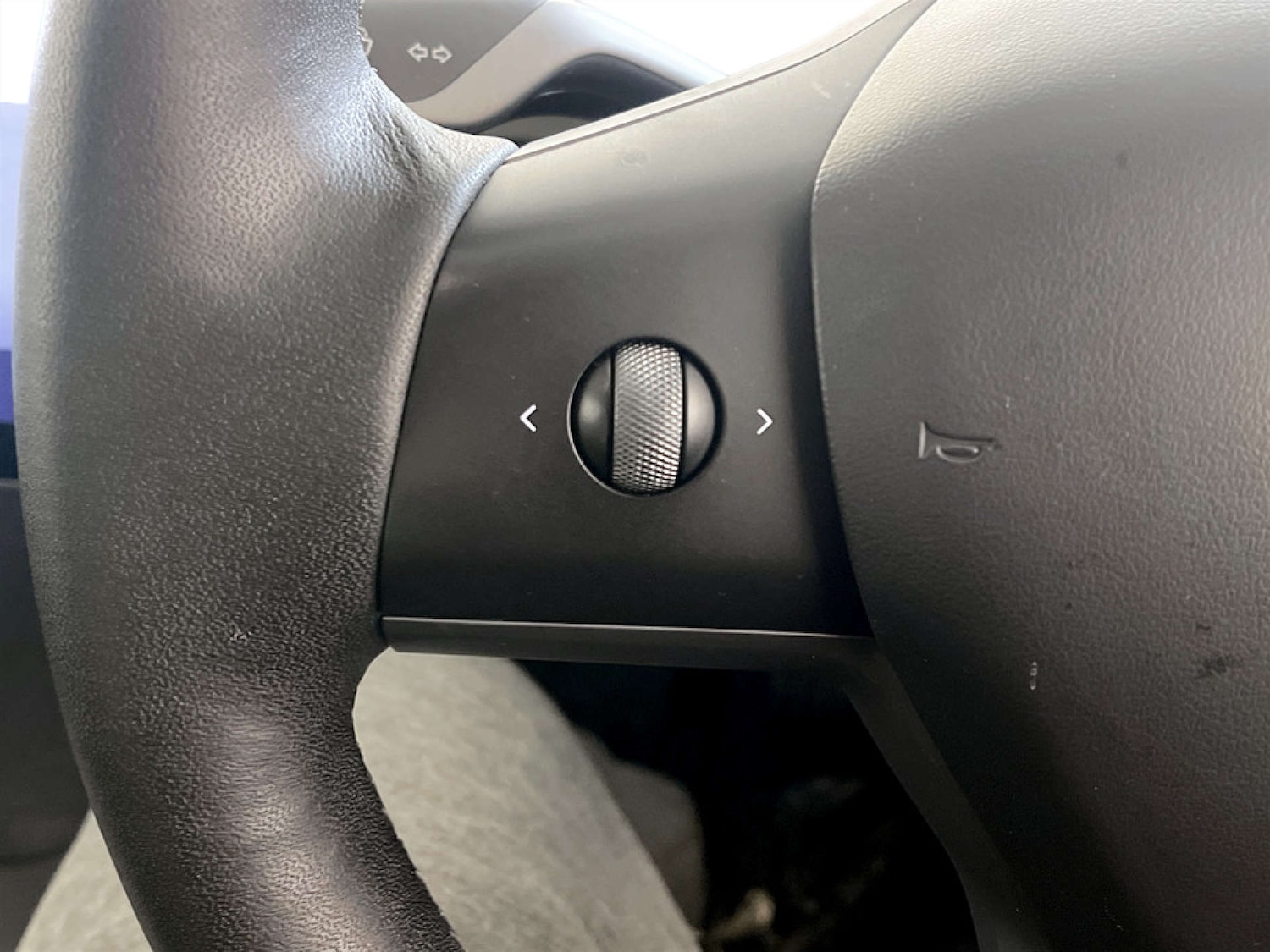 Used Tesla Model Y 2022 for sale - 77453644: Photo 16