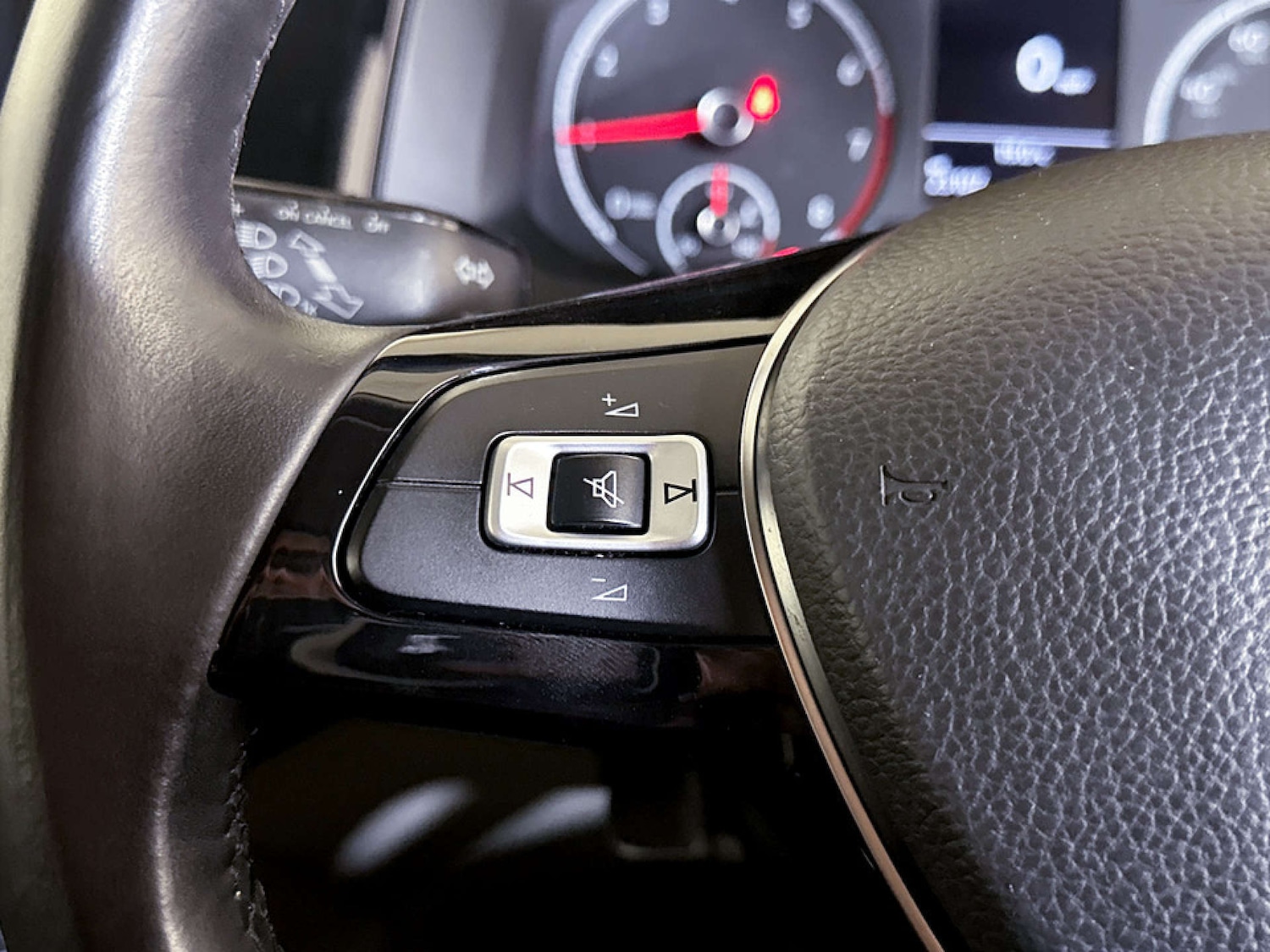 Used Volkswagen Polo 2018 for sale - 77185944: Photo 17