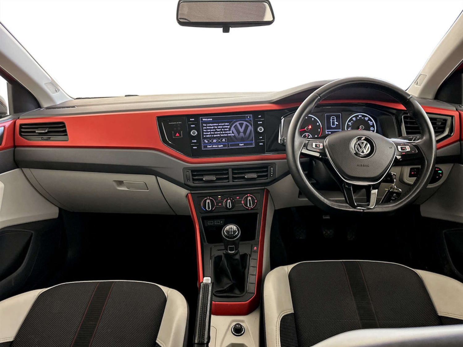 Used Volkswagen Polo 2018 for sale - 77185944: Photo 3