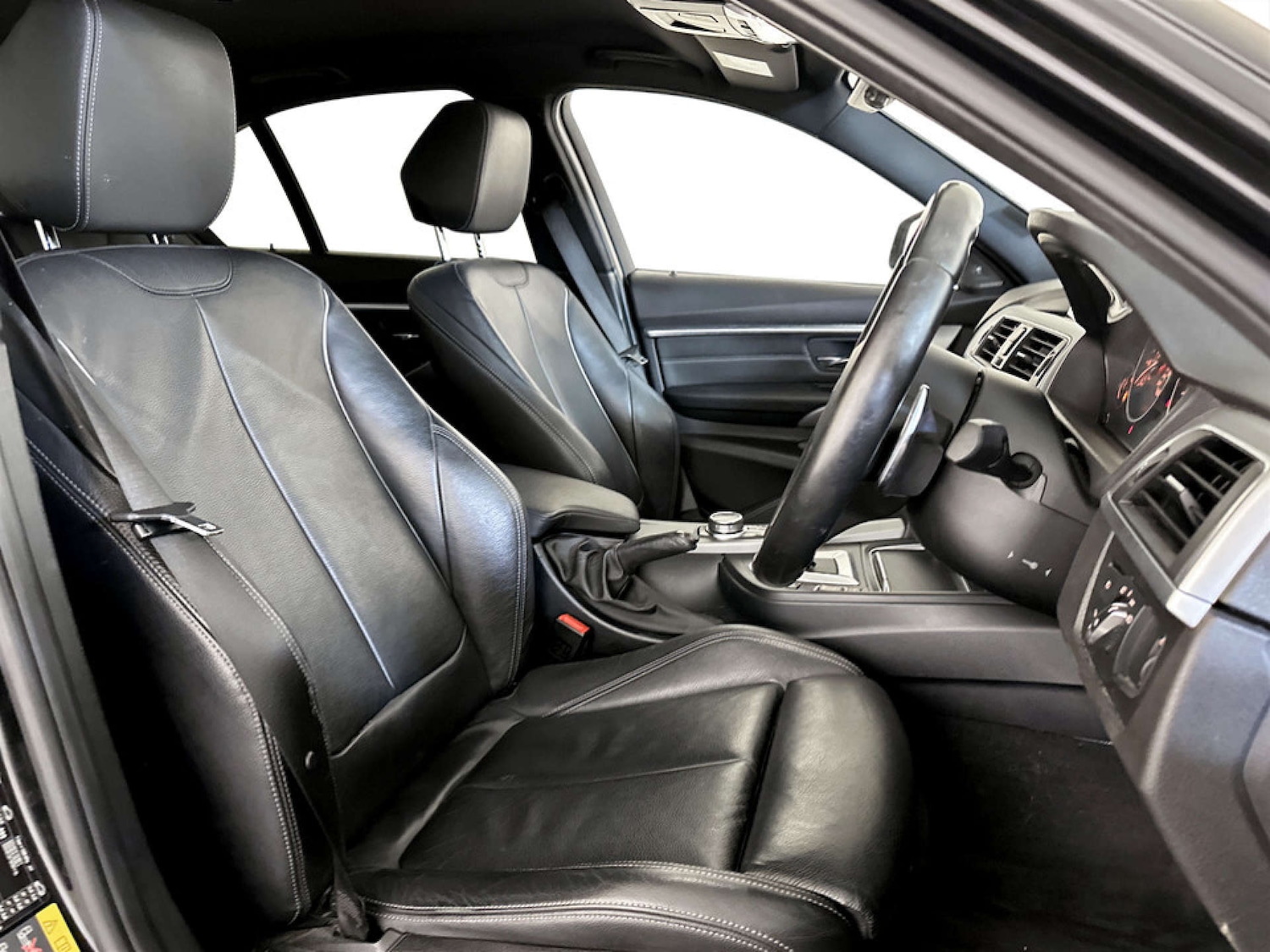 Used BMW 3 Series 2018 for sale - 77594799: Photo 13