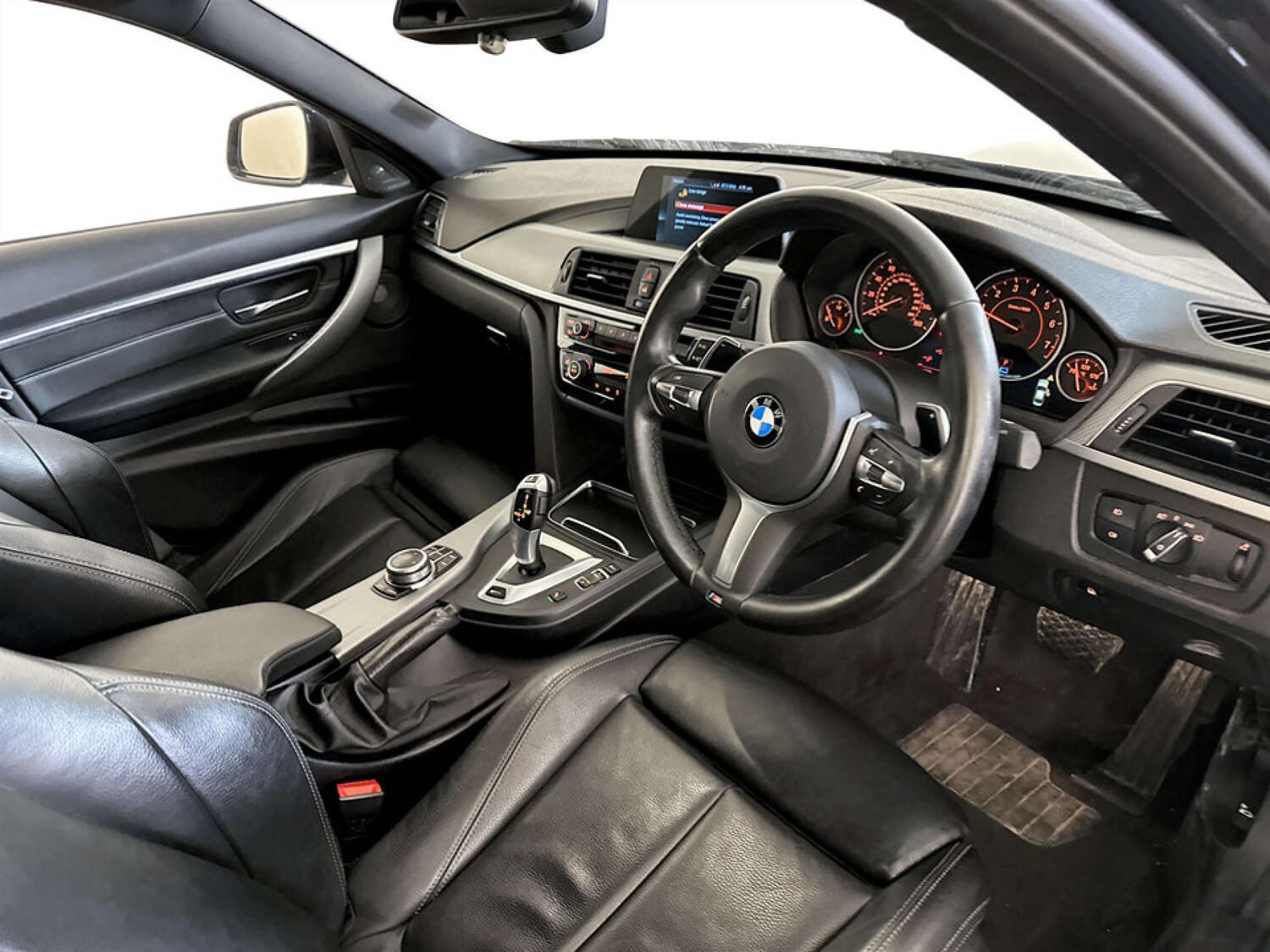 Used BMW 3 Series 2018 for sale - 77594799: Photo 15