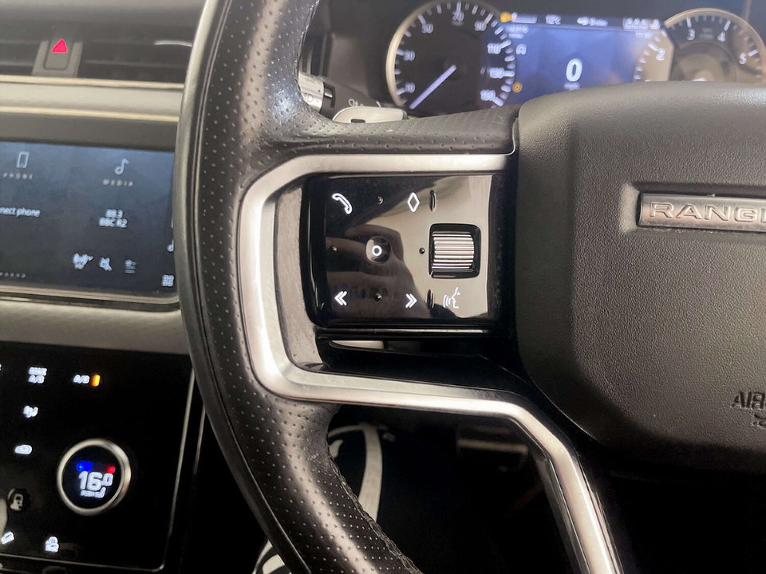 Used Land Rover Range Rover Evoque 2021 for sale - 77720550: Photo 17