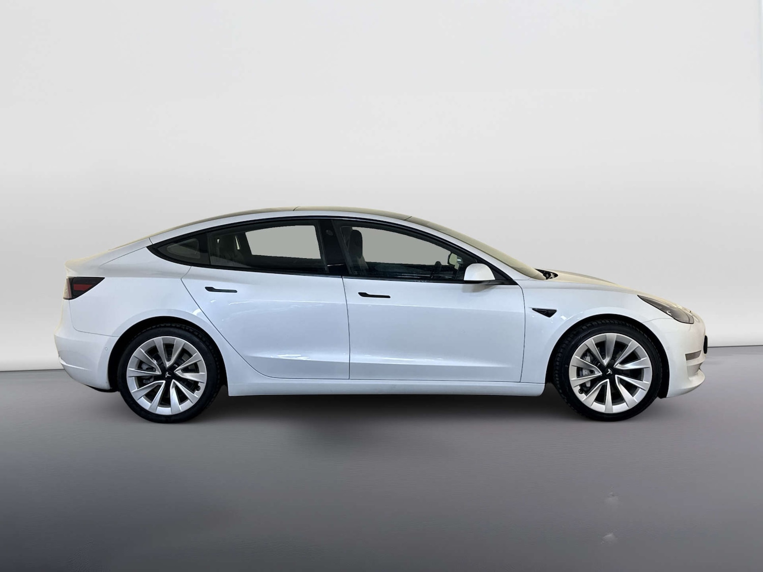 Used Tesla Model 3 2021 for sale - 77836380: Photo 11