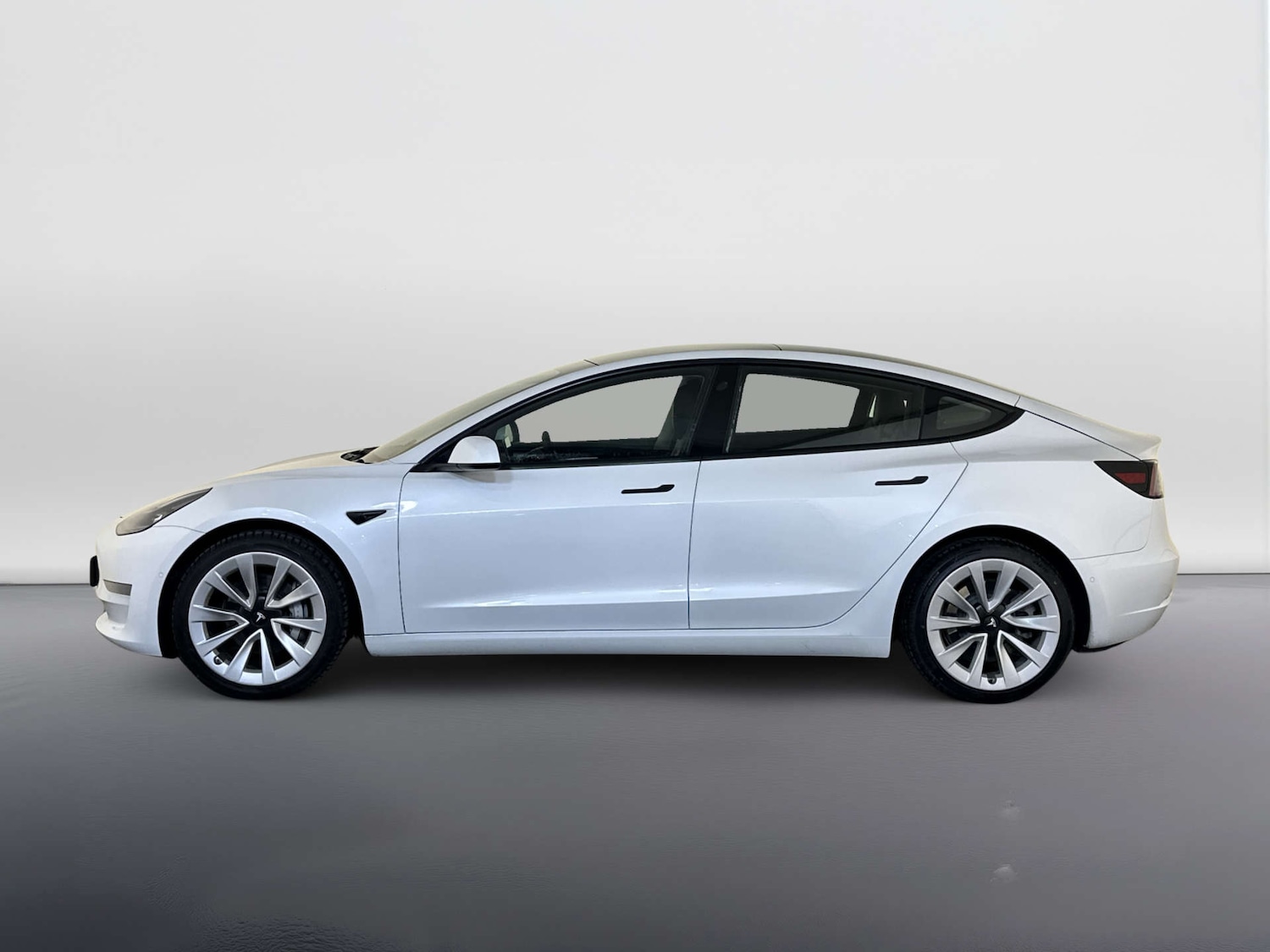 Used Tesla Model 3 2021 for sale - 77836380: Photo 7