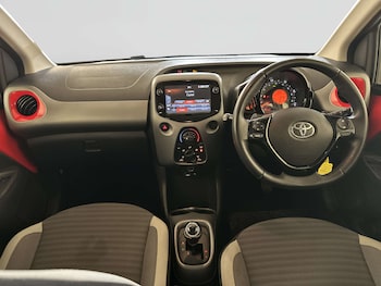 Used Toyota AYGO 2019 for sale - 78456140: Photo
