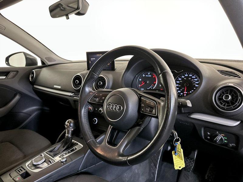 Used Audi A3 2017 for sale - 76494667: Photo 15