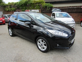 Used Ford Fiesta 2015 for sale - 78620969: Photo
