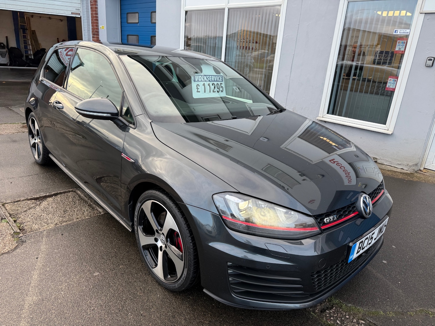 Used Volkswagen Golf 2015 for sale - 76319034: Photo 2