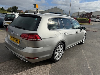 Used Volkswagen Golf 2020 for sale - 79429121: Photo