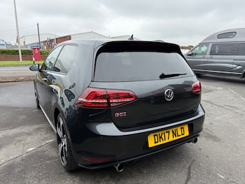 Used Volkswagen Golf 2017 for sale - 74982692: Photo