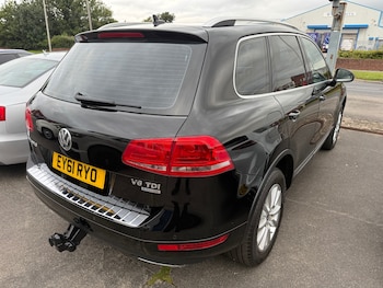 Used Volkswagen Touareg 2011 for sale - 74969950: Photo
