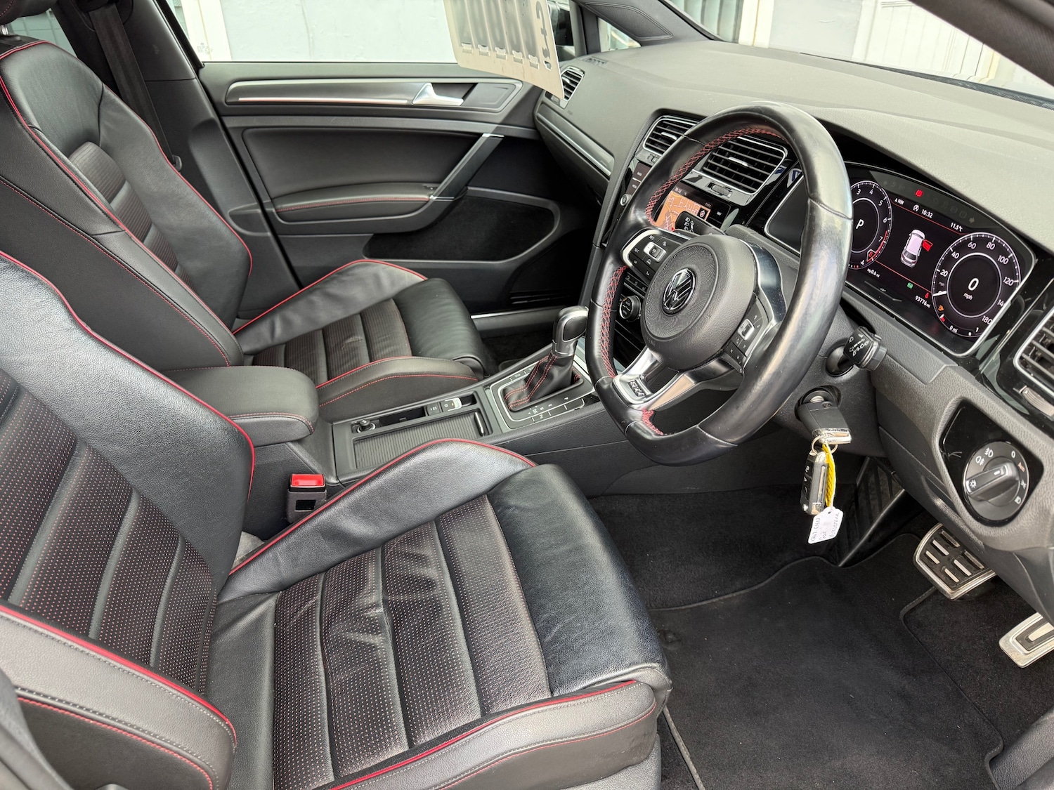 Used Volkswagen Golf 2017 for sale - 76319032: Photo 16