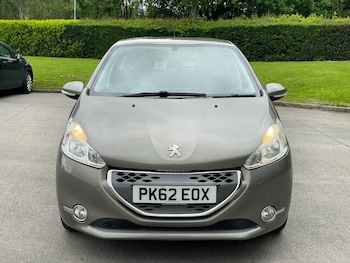 Used Peugeot 208 2012 for sale - 78662307: Photo