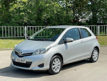 Used Toyota Yaris 2012 for sale - 78561702: Photo