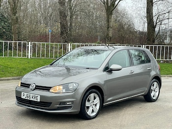 Used Volkswagen Golf 2016 for sale - 78561461: Photo