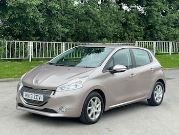 Used Peugeot 208 2013 for sale - 79669661: Photo