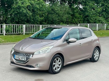Used Peugeot 208 2013 for sale - 78830699: Photo