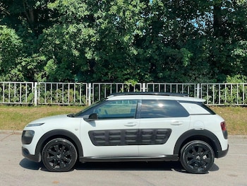 Used Citroen C4 Cactus 2015 for sale - 79259620: Photo